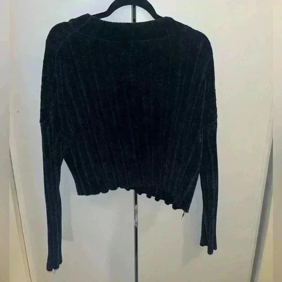 Navy blue sweater - Picture 3 of 4